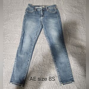 American Eagle Skinny Jeans - Size 8 Short